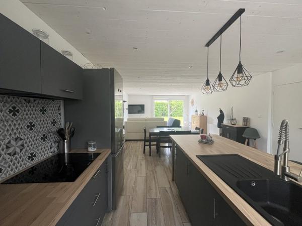 Maison à louer 1 300 € CC Quimperlé 5 p 100 m² DPE D