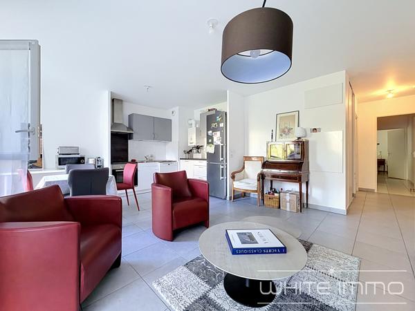 "BÉNÉ" - VENTE EN EXCLUSIVITE, FRANCHEVILLE LE BAS, T3 DE 68 M2, 2 CHAMBRES - POSSIBILITÉ GARAGE
