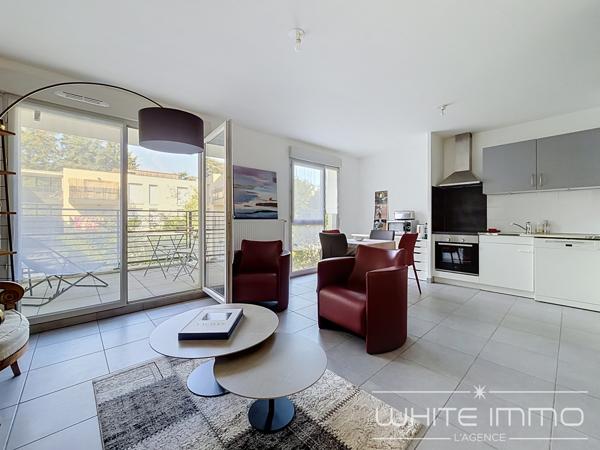 "BÉNÉ" - VENTE EN EXCLUSIVITE, FRANCHEVILLE LE BAS, T3 DE 68 M2, 2 CHAMBRES - POSSIBILITÉ GARAGE