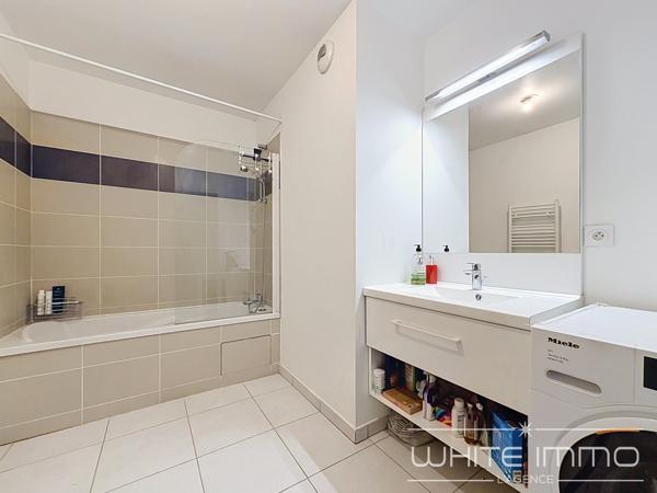 "BÉNÉ" - VENTE EN EXCLUSIVITE, FRANCHEVILLE LE BAS, T3 DE 68 M2, 2 CHAMBRES - POSSIBILITÉ GARAGE