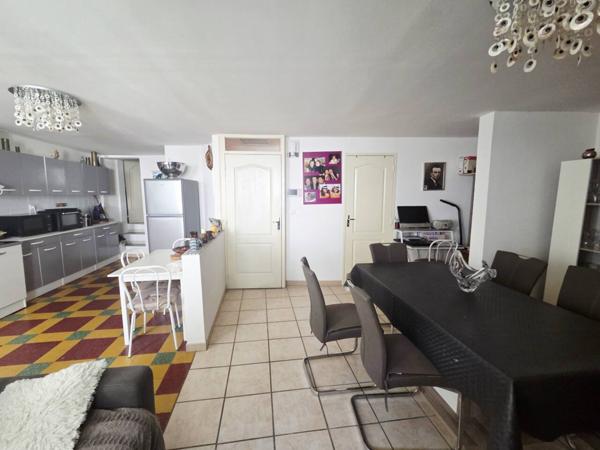 Maison à vendre 6 pièces de 197 m²