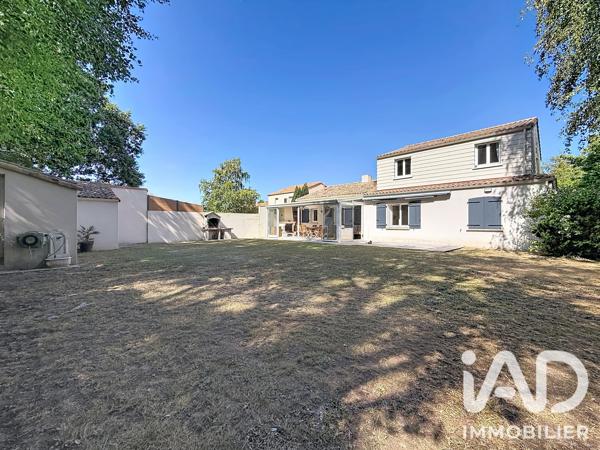 Maison à vendre 8 pièces 141 m² Les Sorinières