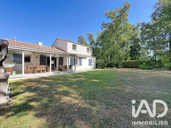Maison à vendre 8 pièces 141 m² Les Sorinières