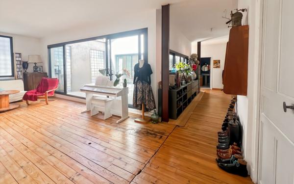 Appartement à vendre    5 pièces • 170 m2 Pau