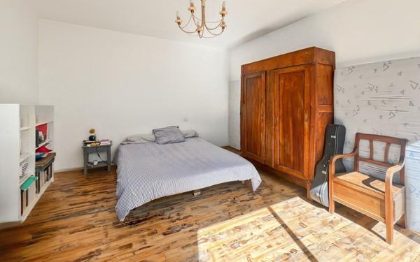 Appartement à vendre    5 pièces • 170 m2 Pau