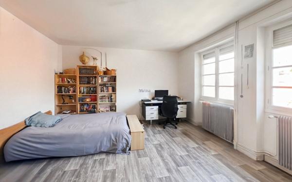 Appartement à vendre    5 pièces • 170 m2 Pau
