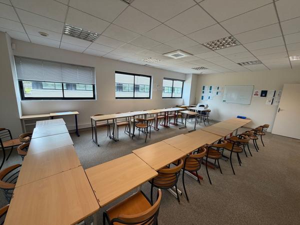 LOCATION - BUREAUX - COMPIEGNE - 220 m2
