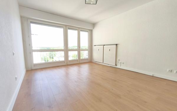 Appartement à vendre    1 pièce • 31,10 m2 Metz