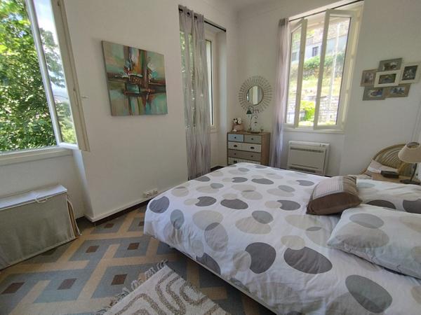 Haut de villa rénové avec deux logements et terrain – Village de montagne corse Olmiccia (20112)