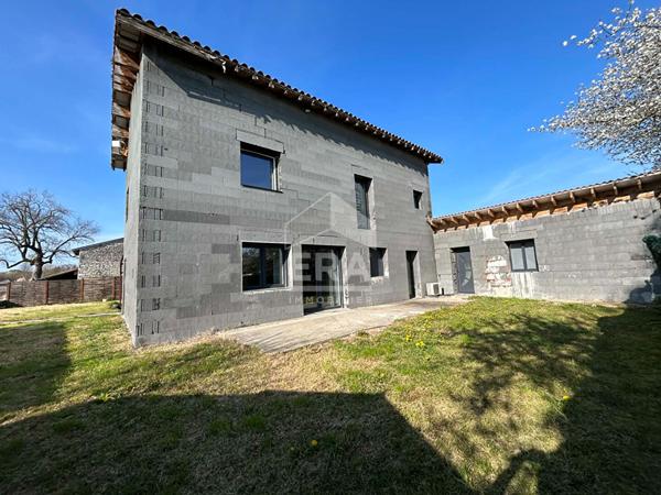 Maison Druillat 5 pièce(s) 176.39 m2