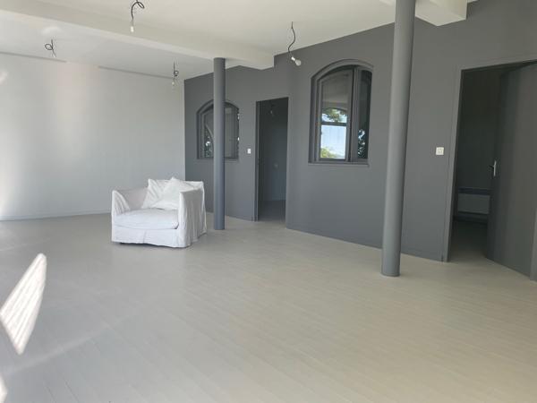 Penne-d'Agenais (47140) Ensemble immobilier dans l’un des plus beaux villages de France