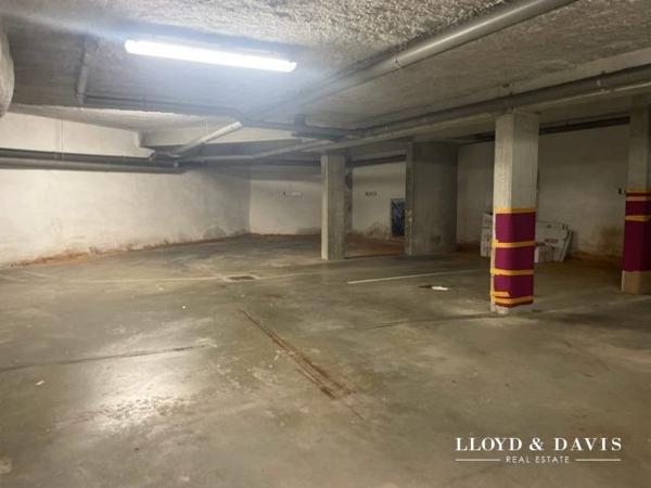 Rare ! Parking sécurisé en plein cœur de Biarritz