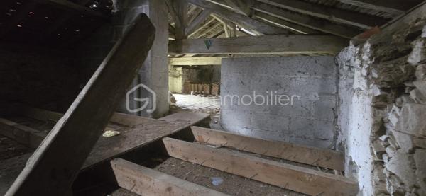 Corps de ferme de 269,43 m²