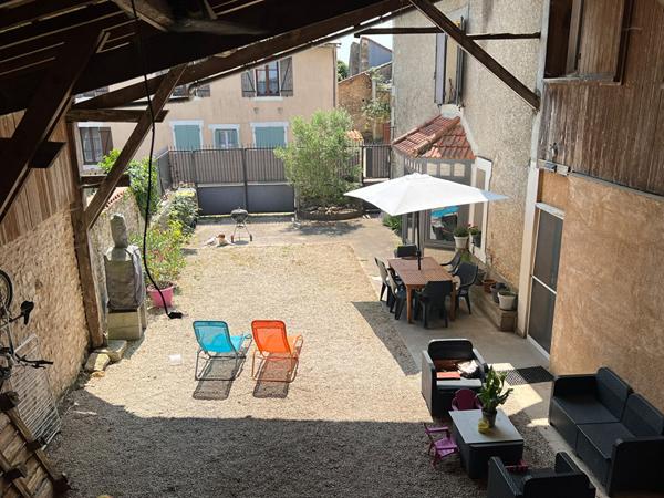 Maison Champagne Saint Hilaire 220M²  5 chambres