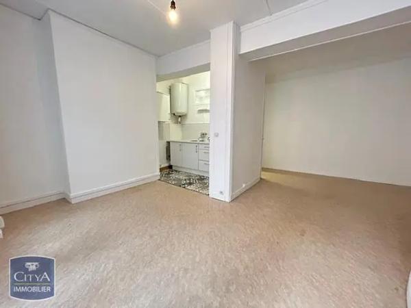 Appartement à louer 1 pièce 30.4m² Orléans (45000)
