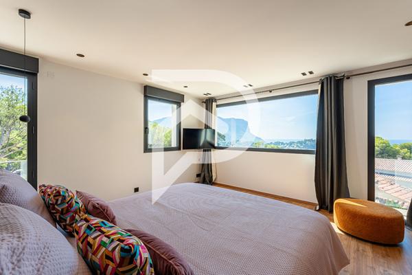Demeure Contemporaine 8 pièces 375 m2