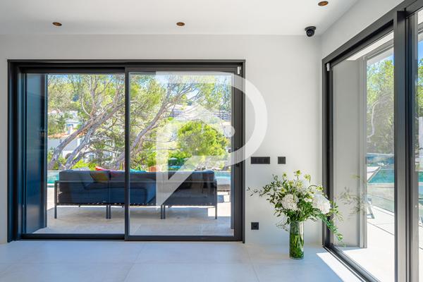 Demeure Contemporaine 8 pièces 375 m2