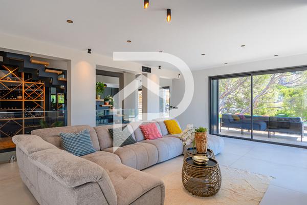 Demeure Contemporaine 8 pièces 375 m2