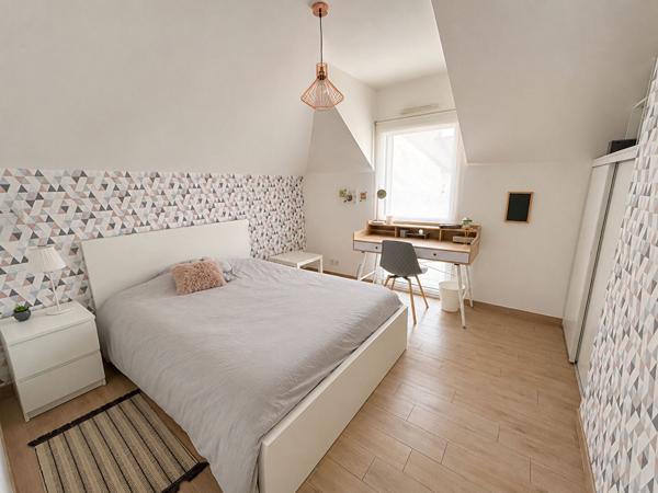 Maison, piscine, garage, 5 chambres de 2011