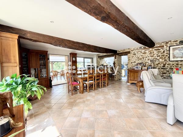 Maison
         9 pièces
        - 250 m² Bien prestige 589 990 € *