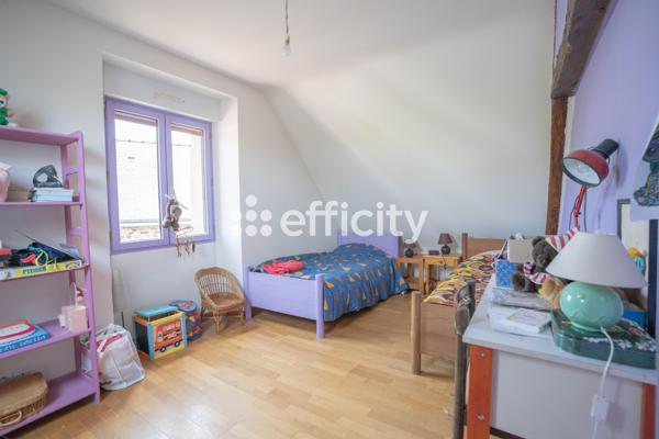 Maison
         9 pièces
        - 250 m² Bien prestige 589 990 € *