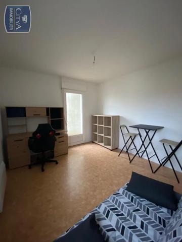Appartement à louer 1 pièce 22m² Niort (79000)