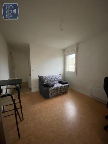 Appartement à louer 1 pièce 22m² Niort (79000)