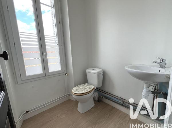 Maison à vendre 4 pièces 87 m² Roches-Prémarie-Andillé