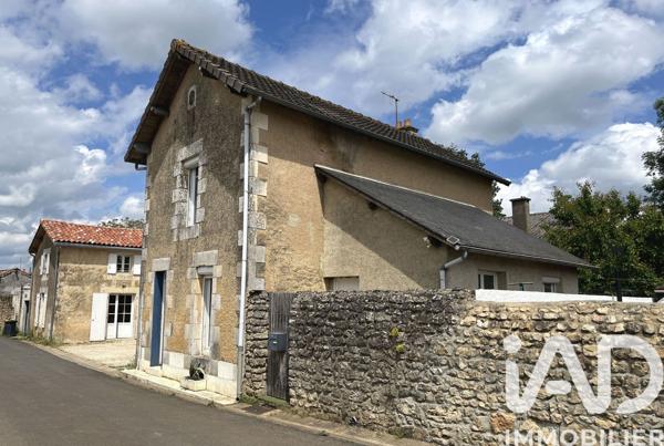 Maison à vendre 4 pièces 87 m² Roches-Prémarie-Andillé