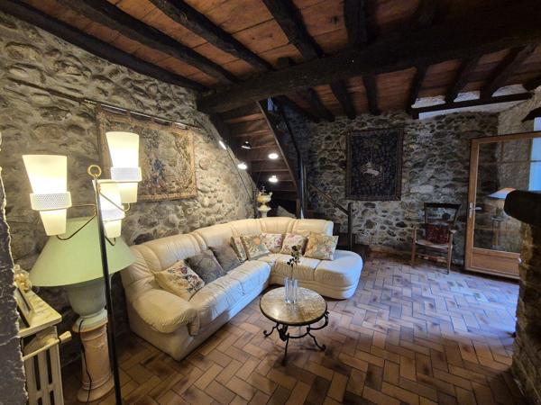 Maison T7 de 180 m² avec patio et jardin Montgailhard