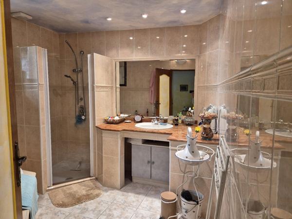 Maison T7 de 180 m² avec patio et jardin Montgailhard