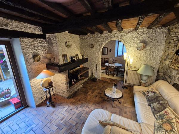 Maison T7 de 180 m² avec patio et jardin Montgailhard