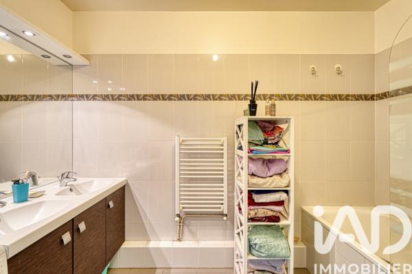 Appartement à vendre 5 pièces 96 m² Le Plessis-Robinson