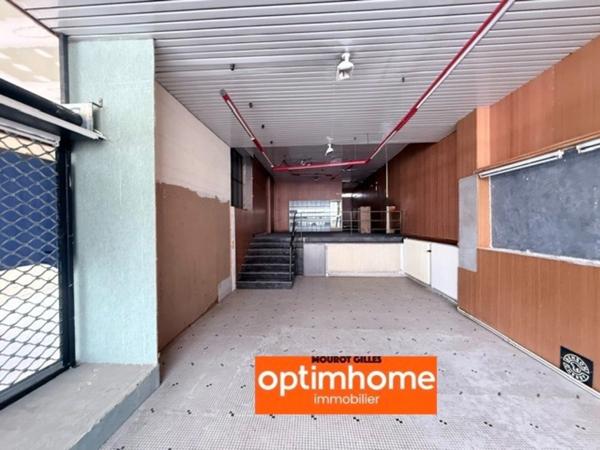 Immeuble de rapport avec commerce et logements – Bruyères centre-ville (88)