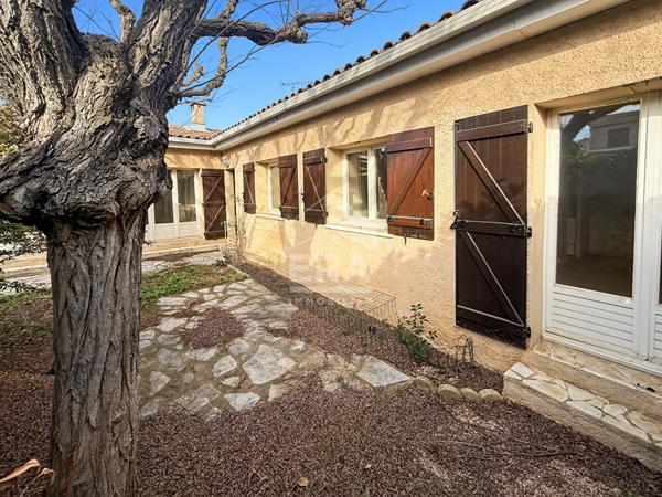 Les Pennes Mirabeau - Maison Traditionnelle T4 de 100 m2 + garage 22m2 et sous sol 50m2 sur une parcelle de 520m2 envirnon