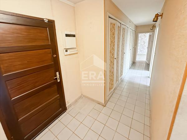 Les Pennes Mirabeau - Maison Traditionnelle T4 de 100 m2 + garage 22m2 et sous sol 50m2 sur une parcelle de 520m2 envirnon