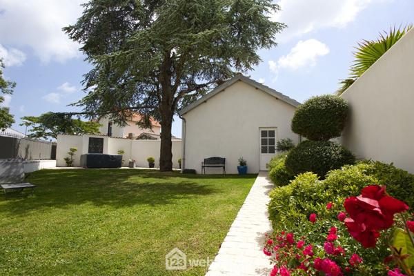Maison bourgeoise 163 m² à La Rochelle 17000