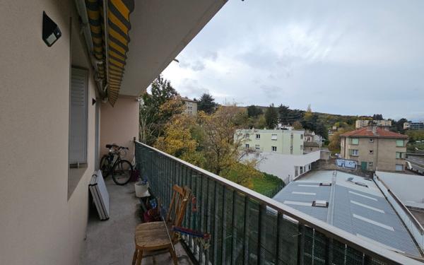Appartement à vendre    3 pièces • 58,90 m2 Saint-Étienne