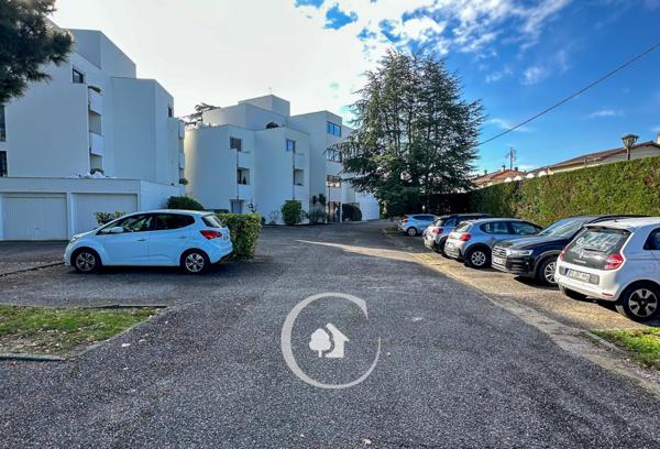 Bordeaux (33200) APPARTEMENT T3 AVEC TERRASSE - PISCINE - PARKING