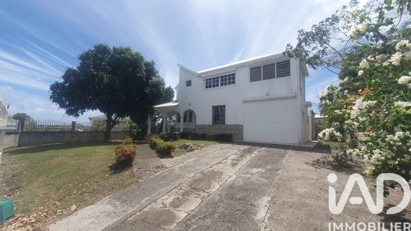 Immeuble à vendre 233 m² Sainte-Anne