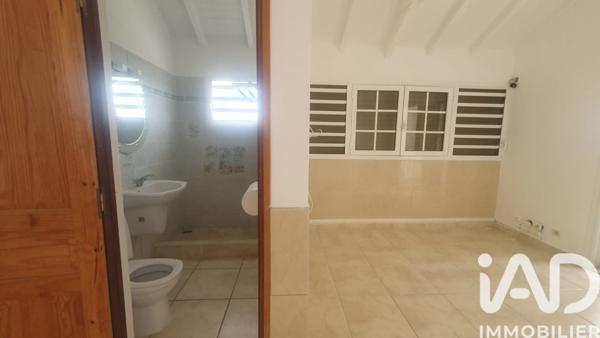 Immeuble à vendre 233 m² Sainte-Anne