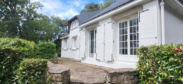 En vente ! Maison Saint Etienne De Montluc 5 chambres 37m² séjour, 1784m² de parcelle de terrain