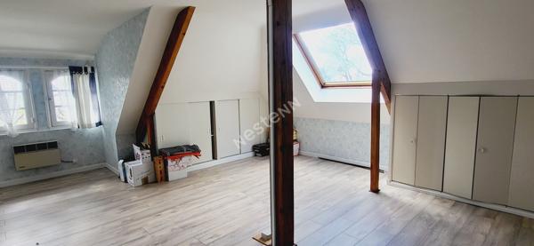 En vente ! Maison Saint Etienne De Montluc 5 chambres 37m² séjour, 1784m² de parcelle de terrain