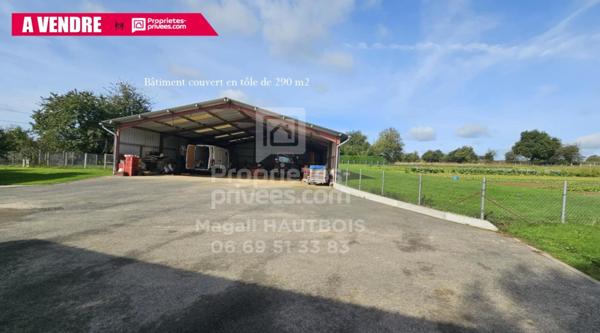 Ensemble immobilier : Maison et bâtiments à Saint-Hilaire-du-Harcouët