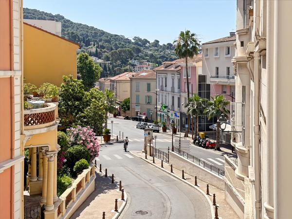 LE CANNET SECTEUR CANNET MAIRIE : MAGNIFIQUE 3P