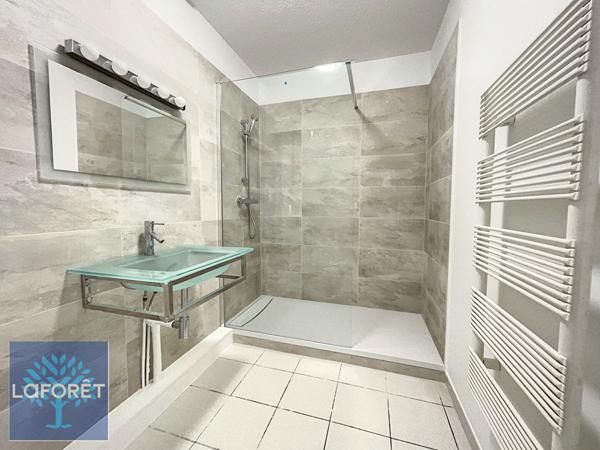 Location appartement Lambesc - 2 pièce(s) - 54 m² - 851 €/mois