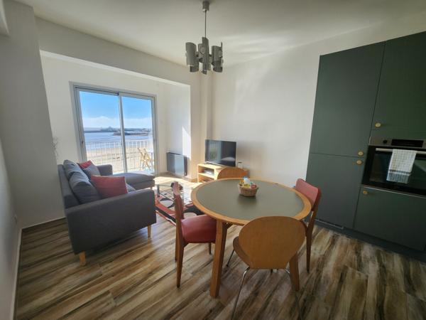 Appartement
                                                                                                                                                                                                                                                                                                                        3 pièce(s)                                                                                                                                                                                                          2 chambre(s)                                                                                                                                                                                                          50.68  m²