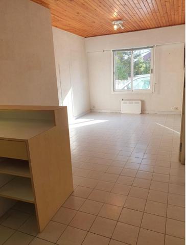 Appartement
                                                                                                                                                                                                                                                                                                                        2 pièce(s)                                                                                                                                                                                                          1 chambre(s)                                                                                                                                                                                                          29.77  m²