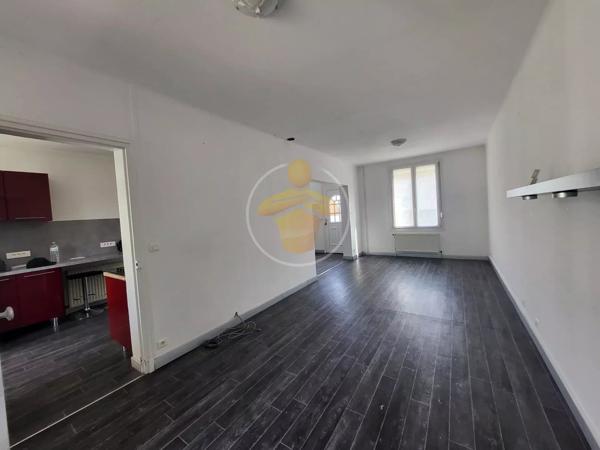Vente                                                      Maison
                        
                     6 pièces                      95 m2                     à Tergnier