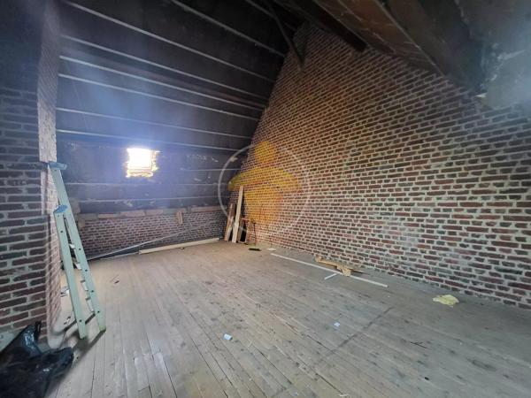 Vente                                                      Maison
                        
                     6 pièces                      95 m2                     à Tergnier